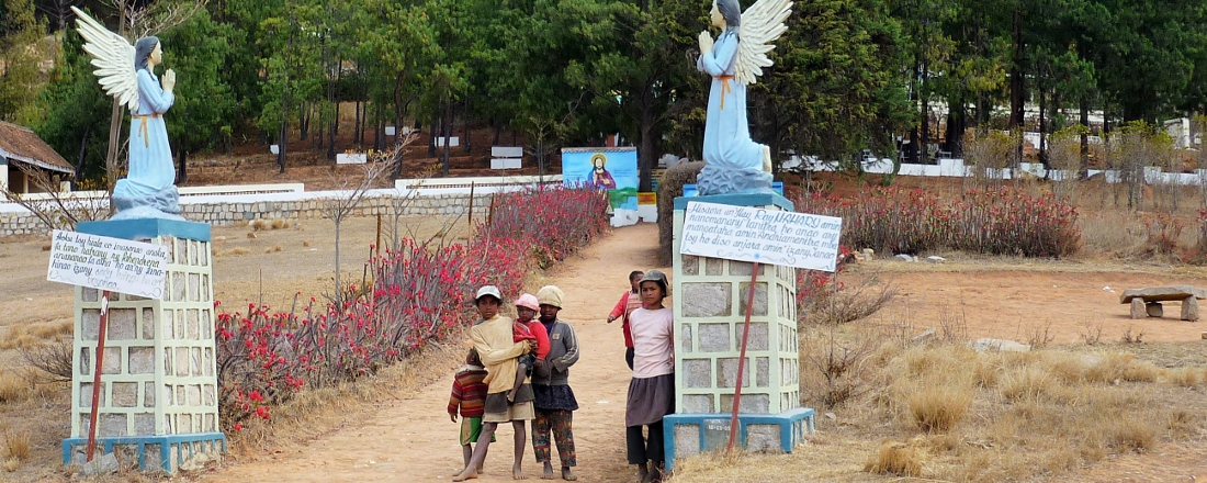 Engelfiguren auf Madagaskar (Foto: Eva Spies)
